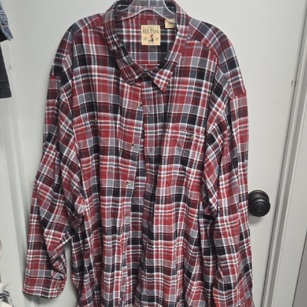 RedHead Men's Classic Red and Black Plaid Shirt